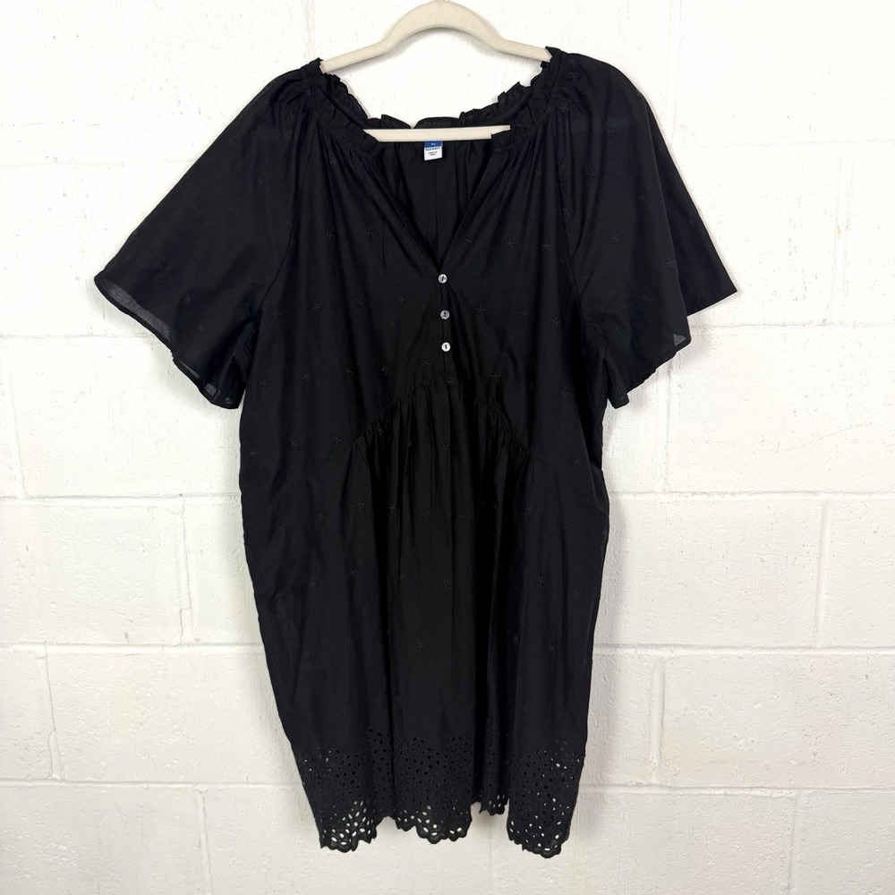 Old Navy Black Short Sleeve Eyelet Hem Dress